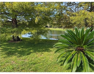 4922 Nw 81 Avenue - Photo Thumbnail 17