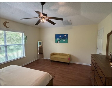4922 Nw 81 Avenue - Photo Thumbnail 7