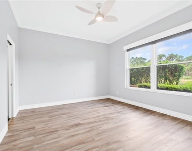 1118 Hansberry Court - Photo Thumbnail 16