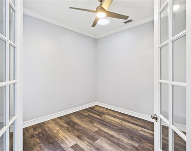 1118 Hansberry Court - Photo Thumbnail 4