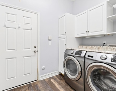 1118 Hansberry Court - Photo Thumbnail 13