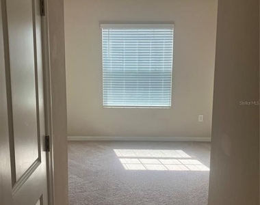 6548 Calypso Coral Lane - Photo Thumbnail 11