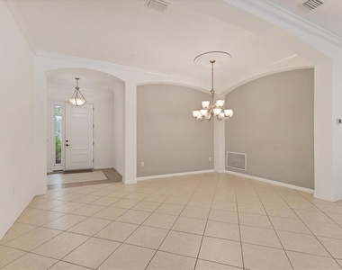 7236 Lismore Court - Photo Thumbnail 4