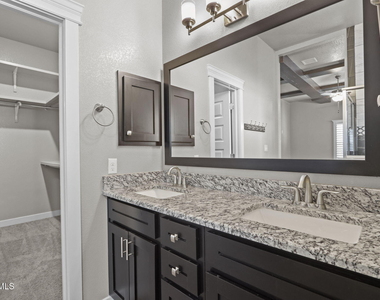 14264 John Scagno - Photo Thumbnail 29