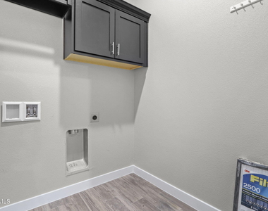 14264 John Scagno - Photo Thumbnail 37