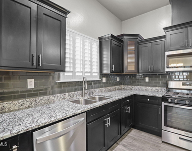 14264 John Scagno - Photo Thumbnail 18