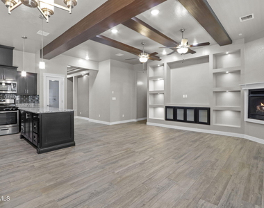 14264 John Scagno - Photo Thumbnail 6