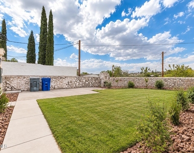 611 Mesita Drive - Photo Thumbnail 18