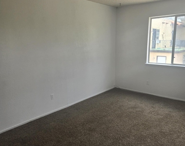 11209 Campestre Lane - Photo Thumbnail 7