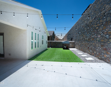 1677 Asbury Street - Photo Thumbnail 28