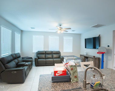 1677 Asbury Street - Photo Thumbnail 12