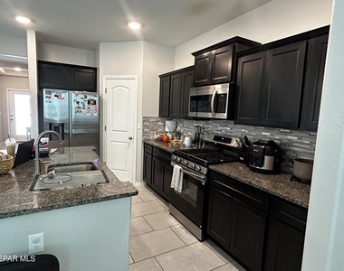 1677 Asbury Street - Photo Thumbnail 17