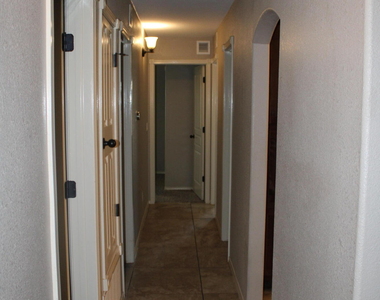 3713 Loma Esteban Drive - Photo Thumbnail 9