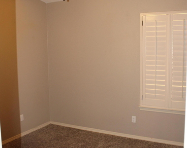 3713 Loma Esteban Drive - Photo Thumbnail 10