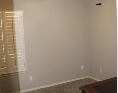 3713 Loma Esteban Drive - Photo Thumbnail 14