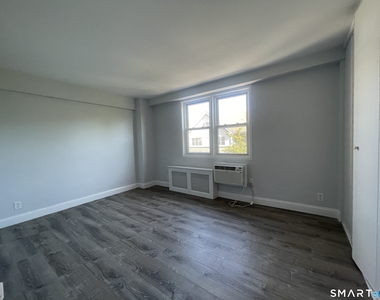 444 Bedford Street - Photo Thumbnail 6