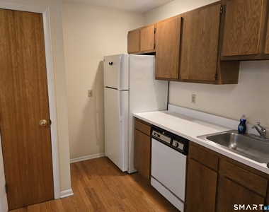 1118 Main Street - Photo Thumbnail 6