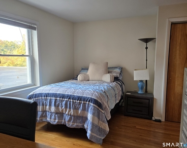 1118 Main Street - Photo Thumbnail 8