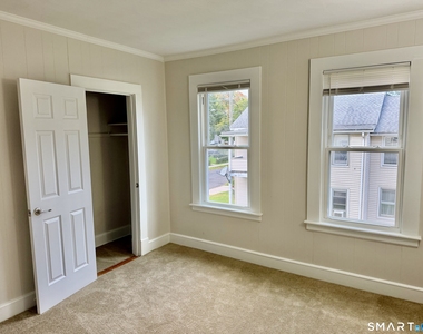 140 Greenwood Street - Photo Thumbnail 13