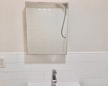 140 Greenwood Street - Photo Thumbnail 25
