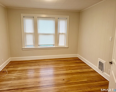 140 Greenwood Street - Photo Thumbnail 10