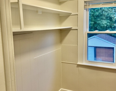 140 Greenwood Street - Photo Thumbnail 20