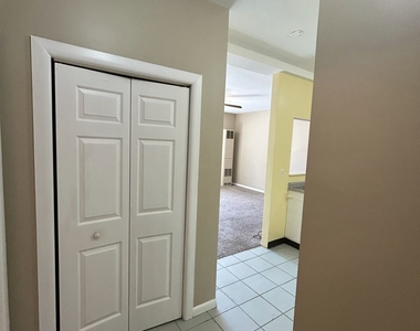 1064 Poquonnock Road - Photo Thumbnail 3
