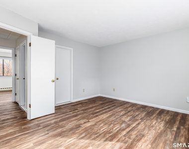 157 Shelter Rock Road - Photo Thumbnail 14