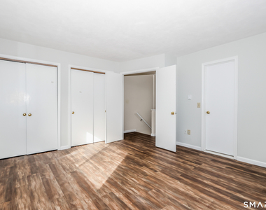 157 Shelter Rock Road - Photo Thumbnail 15