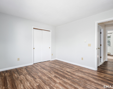 157 Shelter Rock Road - Photo Thumbnail 21