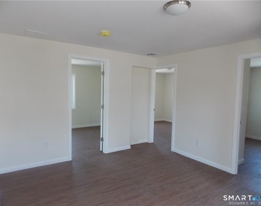 94 Lebanon Avenue - Photo Thumbnail 7