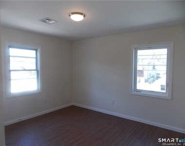 94 Lebanon Avenue - Photo Thumbnail 11