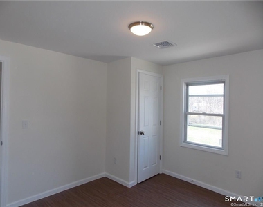 94 Lebanon Avenue - Photo Thumbnail 10