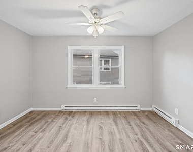 6 Irving Place - Photo Thumbnail 6
