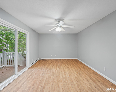 6 Irving Place - Photo Thumbnail 3