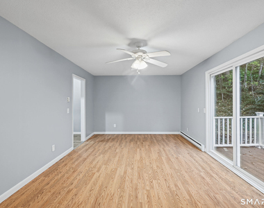6 Irving Place - Photo Thumbnail 2