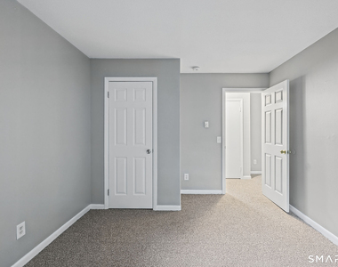 6 Irving Place - Photo Thumbnail 22