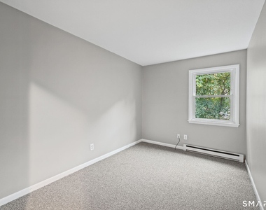 6 Irving Place - Photo Thumbnail 18
