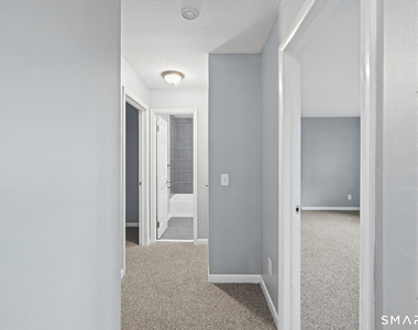 6 Irving Place - Photo Thumbnail 20