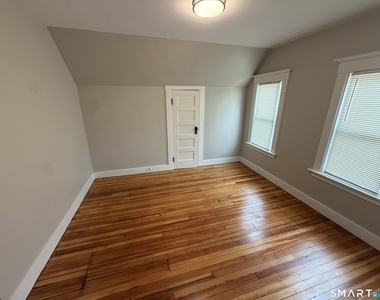 54 Hubinger Street - Photo Thumbnail 13