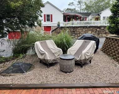 462 Main Street - Photo Thumbnail 16