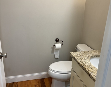 22 Hunters Lane - Photo Thumbnail 16