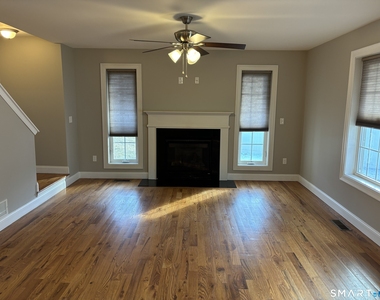 22 Hunters Lane - Photo Thumbnail 8