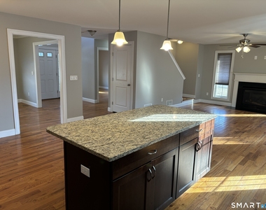 22 Hunters Lane - Photo Thumbnail 6