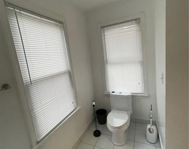 12 Maple Street - Photo Thumbnail 23