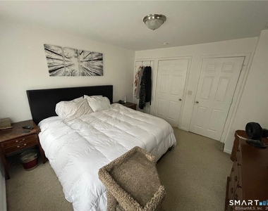 12 Maple Street - Photo Thumbnail 22