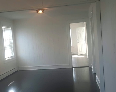 144 Colonial Road - Photo Thumbnail 27