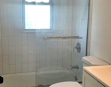 144 Colonial Road - Photo Thumbnail 16