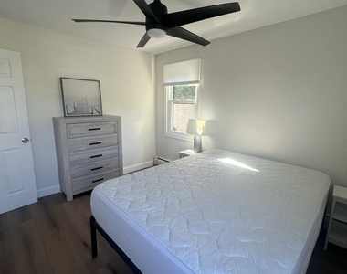 851 Pequot Avenue - Photo Thumbnail 11