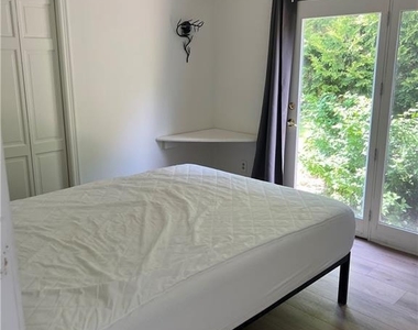 851 Pequot Avenue - Photo Thumbnail 13